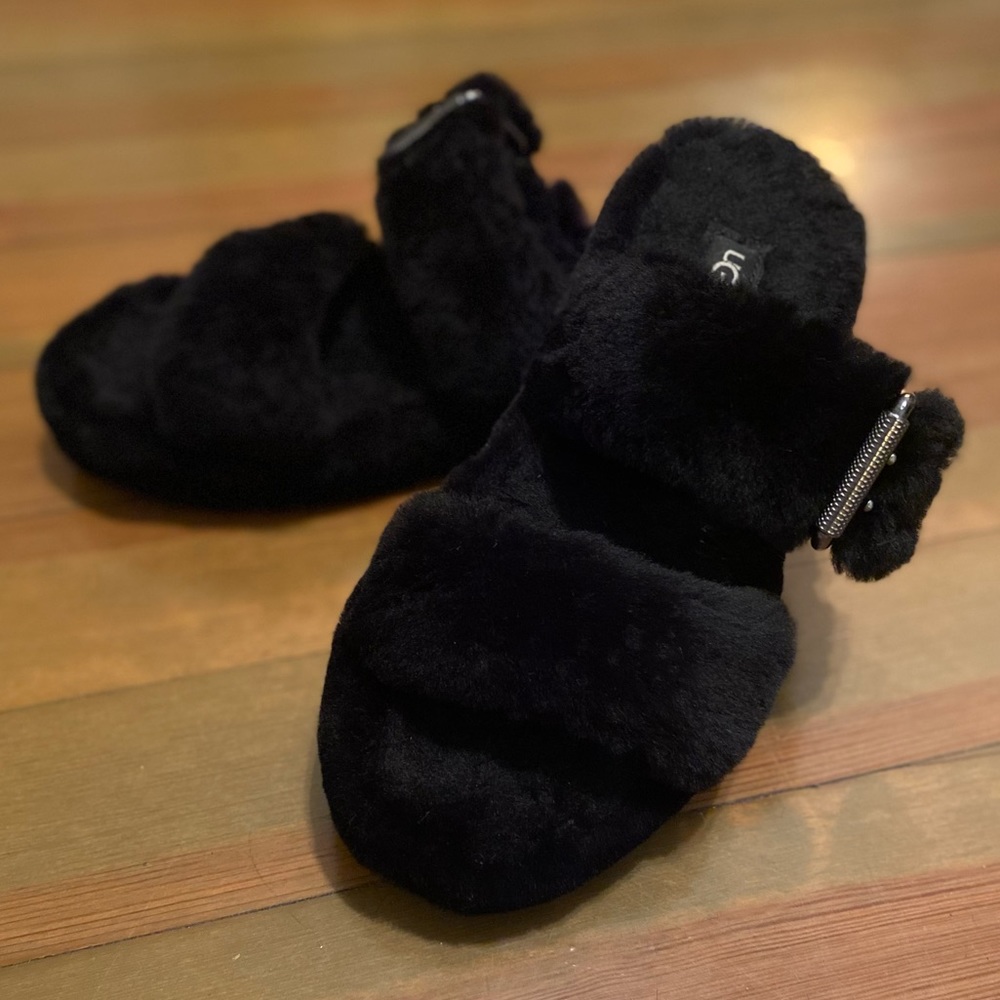 UGG Fuzz Yeah Slides Black Sz 8
